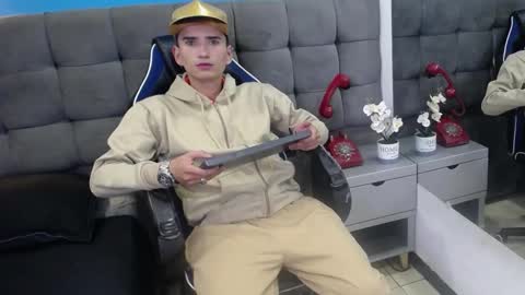 Iam Smith  online show from 01-12-26, 12:21