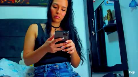 Snapshot of iam_your_fantasy chatting on 11-21-25, 09:35 iam_your_fantasy online show from 11-21-25, 09:35