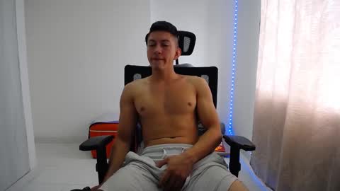 iam_yourbabyprincess_xd online show from 12-12-24, 06:53