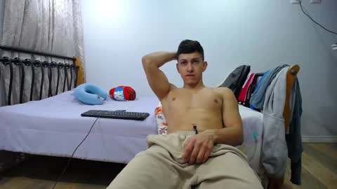 iam_yourbabyprincess_xd online show from 01-30-25, 06:24