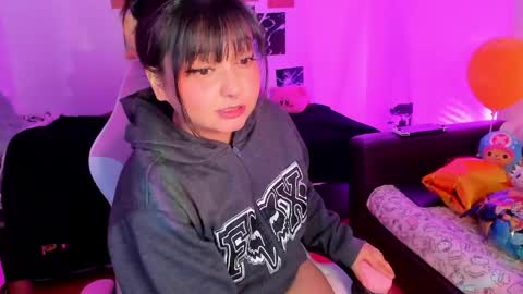 Zoe 3 online show from 03-22-26, 02:04