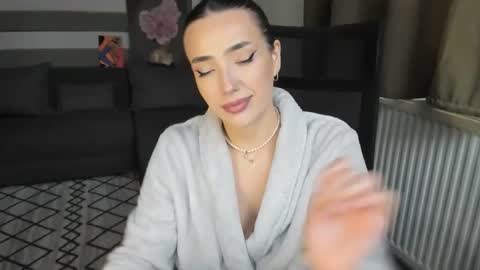 Baby Gal online show from 11-15-25, 08:22