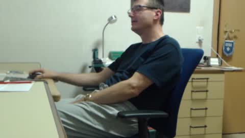 Snapshot of iamachim chatting on 11-05-25, 06:52 iamachim online show from 11-05-25, 06:52