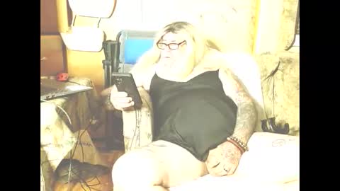 Snapshot of iamcaveman69 chatting on 04-02-26, 10:24 Naomi online show from 04-02-26, 10:24
