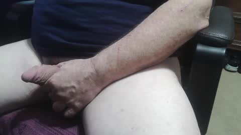 iamdevilish99 online show from 11-18-25, 06:23