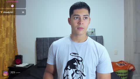 Snapshot of iamdylan777 chatting on 01-10-25, 01:21 Dylan independent model online show from 01-10-25, 01:21