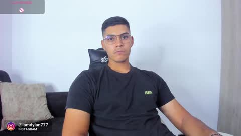 Snapshot of iamdylan777 chatting on 01-30-25, 07:07 Dylan independent model online show from 01-30-25, 07:07