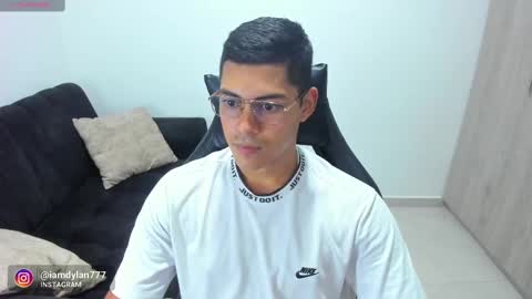 Snapshot of iamdylan777 chatting on 02-10-25, 03:46 Dylan independent model online show from 02-10-25, 03:46
