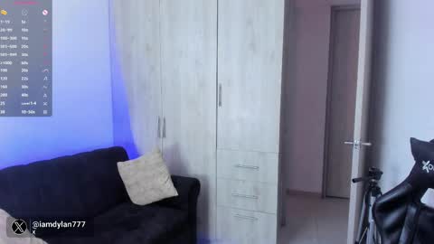 Snapshot of iamdylan777 chatting on 03-06-25, 10:04 Dylan independent model online show from 03-06-25, 10:04