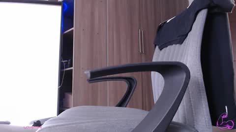  INDEPENDENT MODEL online show from 03-08-26, 08:01