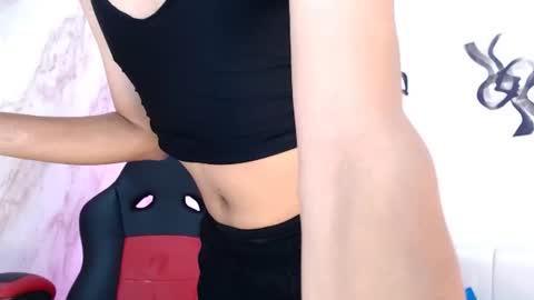 Snapshot of iamgigy chatting on 06-19-26, 04:00 iamgigy online show from 06-19-26, 04:00
