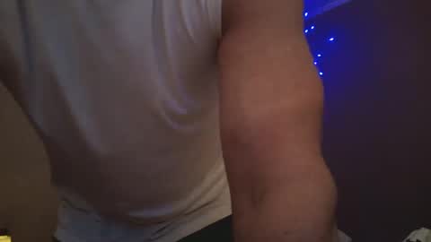 Snapshot of iamhereandnow chatting on 10-04-25, 04:10 iamhereandnow online show from 10-04-25, 04:10