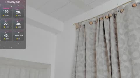 Snapshot of iamjulian_ chatting on 02-08-25, 02:16 Juliiiiian online show from 02-08-25, 02:16