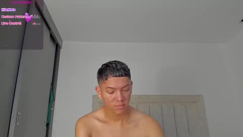 Juliiiiian online show from 02-06-26, 11:02