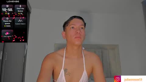 Juliiiiian online show from 05-06-26, 11:37