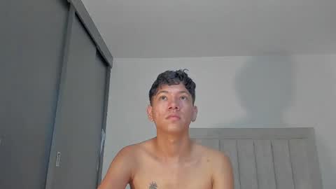 Juliiiiian online show from 05-07-26, 11:37