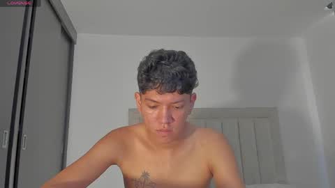 Juliiiiian online show from 05-08-26, 12:54