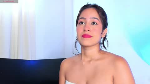 Snapshot of iamlara1 chatting on 10-01-25, 12:22 Lara online show from 10-01-25, 12:22