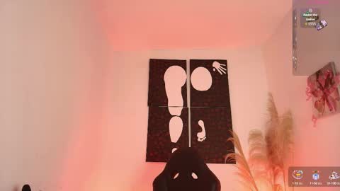 Snapshot of iamlola_ chatting on 10-09-25, 04:16 IM LOLA online show from 10-09-25, 04:16