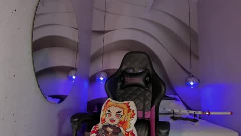 Nayuta online show from 03-08-25, 12:11