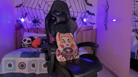 Nayuta online show from 10-17-25, 08:11