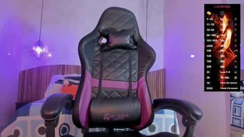 Nayuta online show from 11-06-25, 07:48