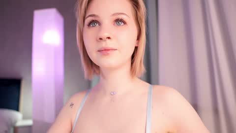 Snapshot of iamninamint chatting on 01-26-25, 06:58 Nina online show from 01-26-25, 06:58