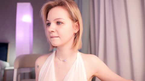 Snapshot of iamninamint chatting on 01-26-25, 10:02 Nina online show from 01-26-25, 10:02