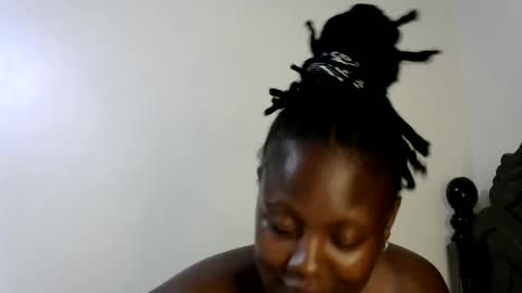 Snapshot of iampolca chatting on 01-18-25, 04:31 iampolca online show from 01-18-25, 04:31