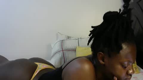 Snapshot of iampolca chatting on 01-27-25, 11:22 iampolca online show from 01-27-25, 11:22