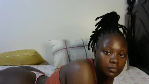 Snapshot of iampolca chatting on 01-28-25, 05:46 iampolca online show from 01-28-25, 05:46