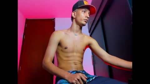 iamricardo_x online show from 07-01-26, 02:02