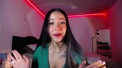 Camila online show from 02-09-25, 04:57