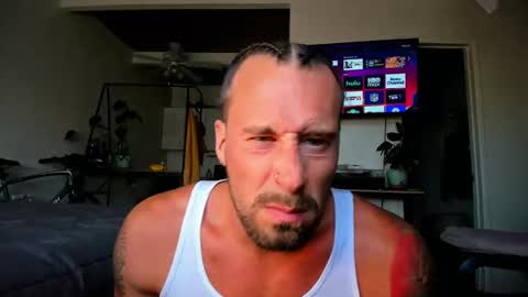 Snapshot of iamtarzan91 chatting on 10-19-25, 04:51 Iamtarzan91 online show from 10-19-25, 04:51