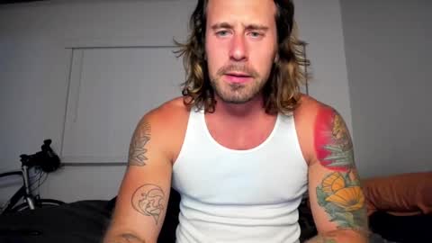 Snapshot of iamtarzan91 chatting on 11-20-25, 03:28 Iamtarzan91 online show from 11-20-25, 03:28