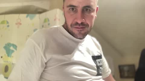 Snapshot of iamtheparty200 chatting on 10-29-25, 07:48 iamtheparty200 online show from 10-29-25, 07:48