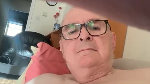 ian53a - mature UK man for same online show from 11-23-25, 12:16