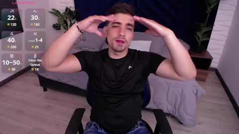 Snapshot of ian_davis chatting on 01-16-25, 10:23 Ian Davis online show from 01-16-25, 10:23