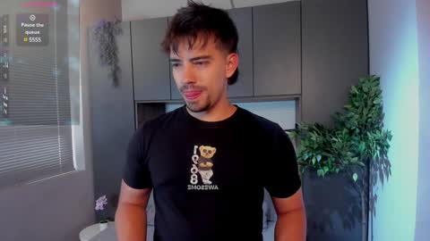 Snapshot of ian_davis chatting on 01-19-25, 09:02 Ian Davis online show from 01-19-25, 09:02