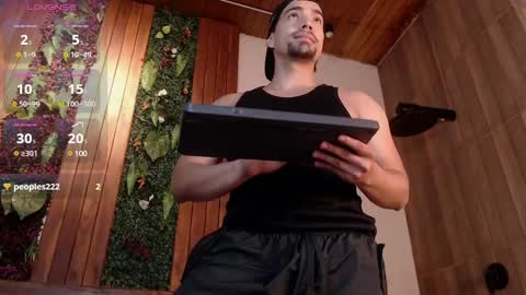 Snapshot of ian_davis chatting on 02-27-25, 12:21 Ian Davis online show from 02-27-25, 12:21