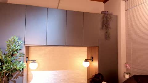 Snapshot of ian_davis chatting on 10-12-25, 11:42 Ian Davis online show from 10-12-25, 11:42