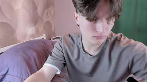 Ian Flor online show from 05-08-26, 02:11