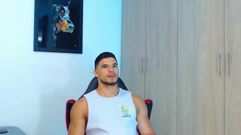 I A N -- H A M M E R online show from 09-10-25, 11:38