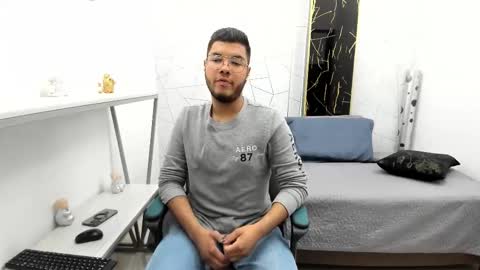       online show from 11-03-25, 03:41