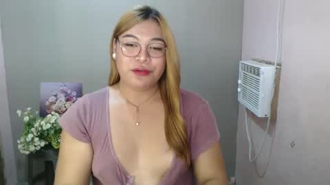 Snapshot of iana_whorexxx chatting on 12-12-24, 11:40 iana online show from 12-12-24, 11:40