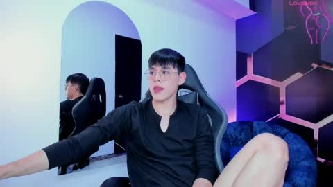 Ian  online show from 04-26-26, 04:15