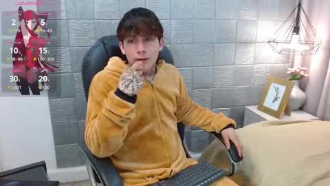 Snapshot of iancute_ chatting on 09-18-25, 05:59 ian online show from 09-18-25, 05:59