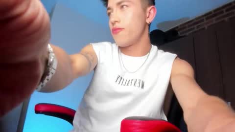 Andrew online show from 11-26-25, 04:02