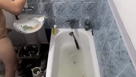 Snapshot of ibigboy666 chatting on 09-27-25, 03:33 ibigboy666 online show from 09-27-25, 03:33