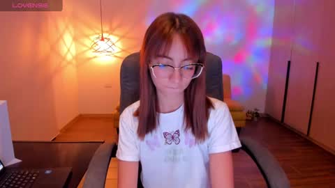 Snapshot of ibizahills chatting on 02-19-25, 02:12 Ibiza online show from 02-19-25, 02:12